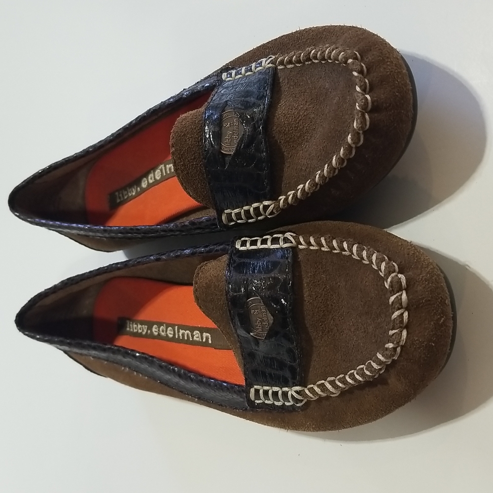LIBBY. EDELMAN Coast Brown Suede Patent Leather Trim Moccasin Penny Loafer